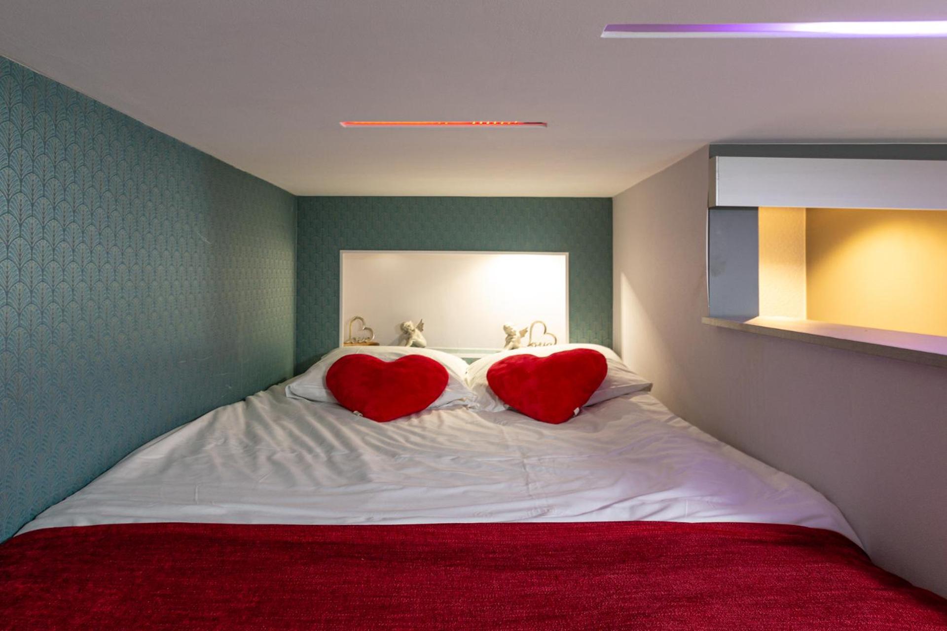 Gites Spa Strasbourg - Studio Romantique, Jacuzzi, Sauna, Terrasse Privee Furdenheim Exterior foto